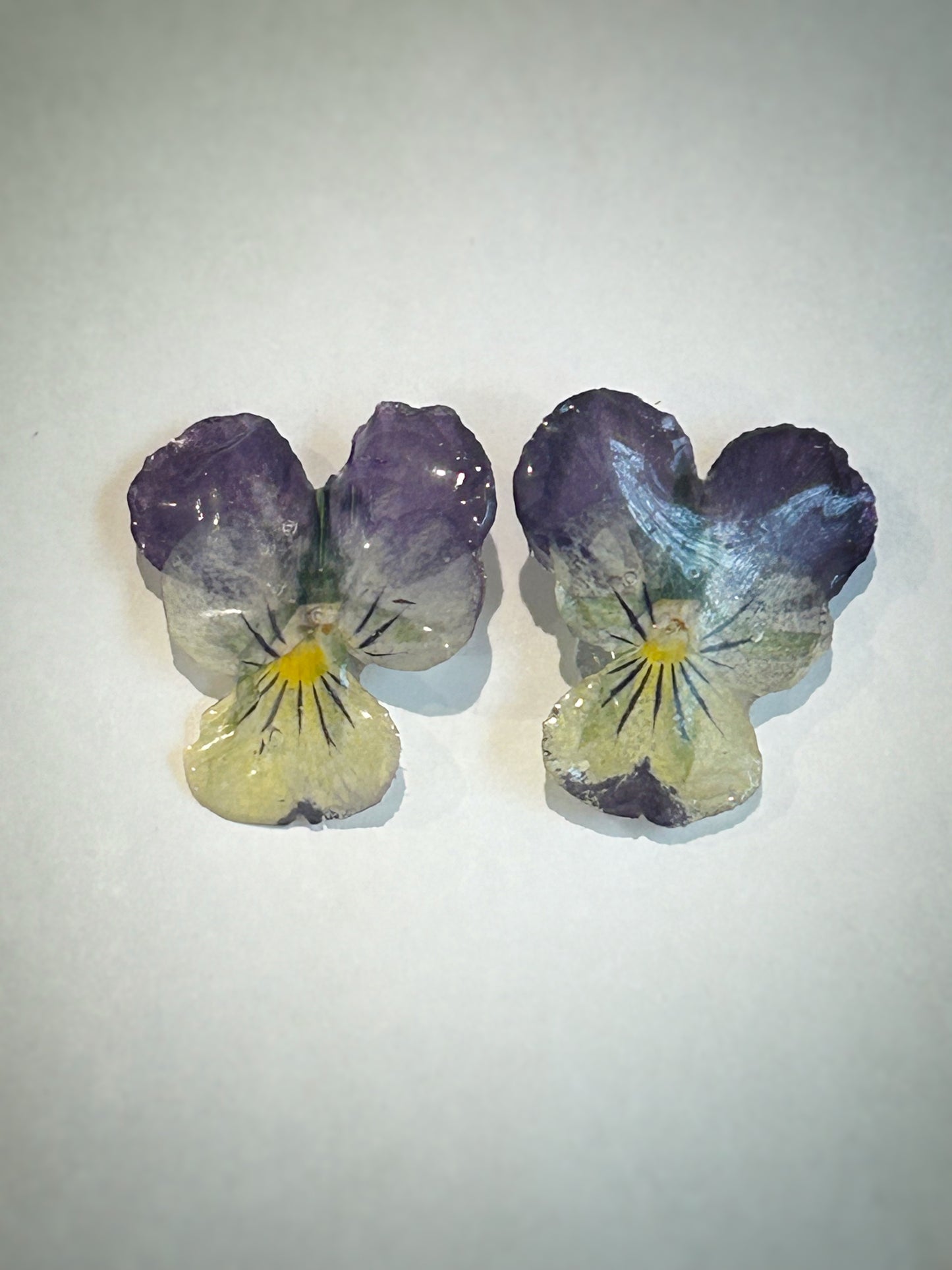 Pansy Resin Earrings